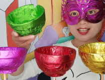 小姐姐吃巧克力薄脆图片,小姐姐的美味瞬间